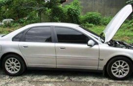 Car s 80 2.8 sedan silver for sale 