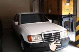 Mercedes Benz w124 260e like new for sale