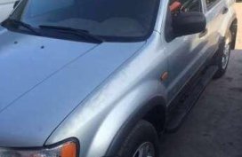 2004 Ford Escape good condition for sale 