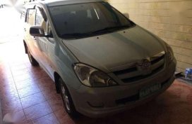 2008 Toyota Innova Van silver for sale 