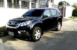 2015 Isuzu MUX SUV black for sale 