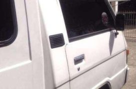 Mitsubishi L300 FB Type MT White For Sale