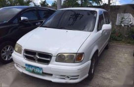 Hyundai TRAJET 2010 AT White SUV For Sale