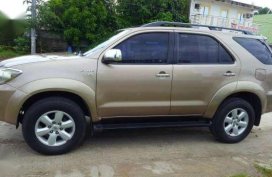 Toyota Fortuner 2.7 Gas AT Beige For Sale