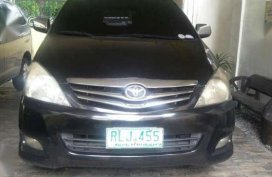 For sale good as new Toyota Innova v gas