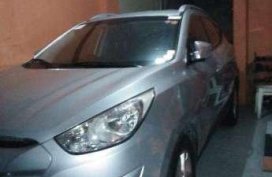 Hyundai Tucson 2010 AT Silver SUV For Sale