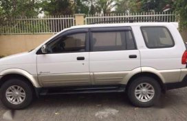 Isuzu Crosswind XUV low mileage for sale 
