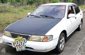 1996 Nissan  Sentra AT White Sedan For Sale