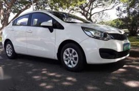 KIA RIO Sedan 2012 MT White For Sale