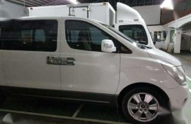 Hyundai Grand Starex Gold Van for sale