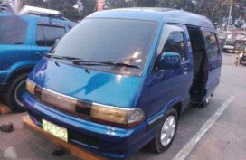 Toyota town ace family van vs lite ace besta lancer