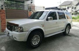 Ford Everest 2006 AT White SUV For Sale