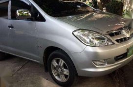 Toyota Innove E 2005 MT Silver For Sale