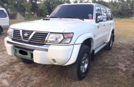 Nissan Patrol 2001 SUV white for sale 