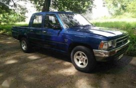 Toyota Hilux 1996 4x2 2.0 MT Blue For Sale