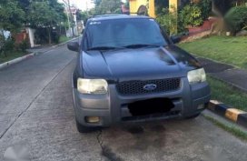 2004 Ford Escape AT