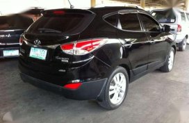 Hyundai Tucson Diesel 4x4 AT Premium Edition with Panoramic Moonroof