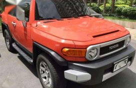 Toyota FJ Cruiser 4.0L AT 2014