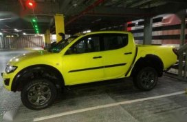 Mitsubishi Strada 4x4 2012
