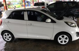 Almost brand new Kia Picanto Gasoline for sale 