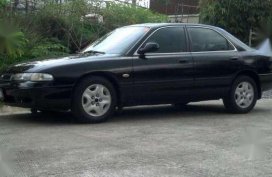 sedan Mazda 626