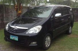 Toyota innova G 2011
