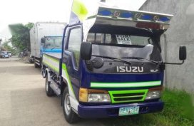 Isuzu Elf (3 units)
