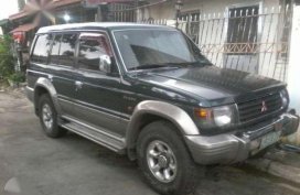 1995 Mitsubishi Pajero Local MT Green For Sale 