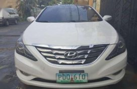 Hyundai sonata 2011