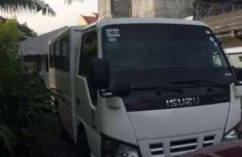 Isuzu Nhr fb 2011 local fresh for sale 