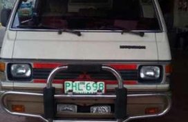 Mitsubishi L300 van good condition for sale 