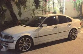 BMW 316i 2002 MT White Sedan For Sale 