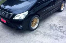 Toyota Innova V 2012 AT Black For Sale 