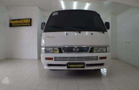2010 nissan urvan escapade