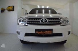 2011 toyota fortuner G diesel