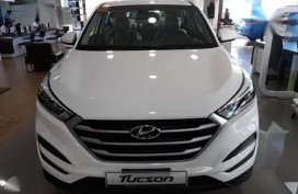 Hyundai Tucson 2.0 75k dp with 10inch monitor