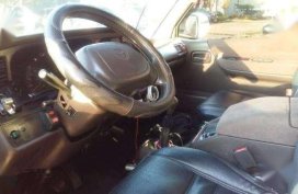 Super Grandia J 2002 Toyota van