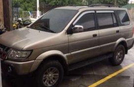 Flood Free Isuzu Crosswind Sportivo 2013 MT For Sale