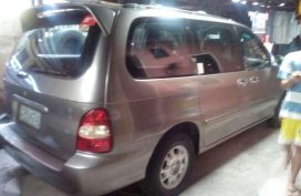 Kia carnival