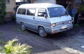 Mitsubishi L300