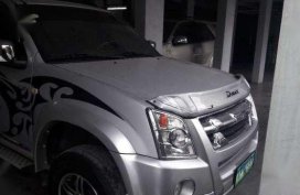 Isuzu Dmax 2013 LS MT Silver For Sale 