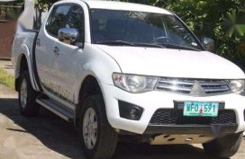 Mitsubishi Strada
