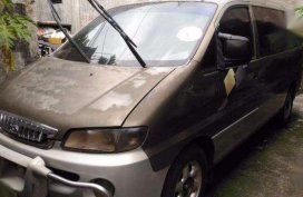 Hyundai Starex (GOLD) 1998 MT For Sale 