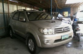 For sale well kept Toyota Fortuner 2005