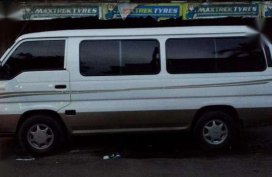 Nisaan urvan 2001 for sale 