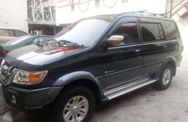 Well Maintained 2010 Isuzu Crosswind XUV Limited Edition For Sale