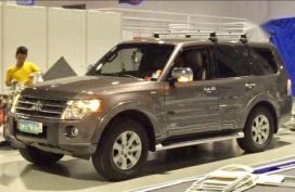 Very Fresh 2010 Mitsubishi Pajero Quartz For Sale