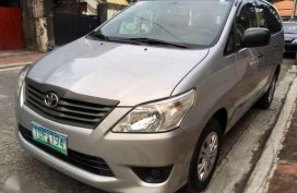 Toyota innova 2012  Van for sale 