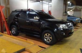 toyota fortuner g 2008mdl