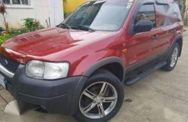 Ford Escape 2004 V6 Top Of the Line for sale 